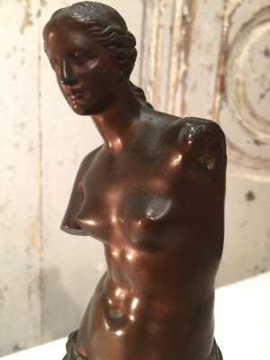 Venus de Milo en bronze.
