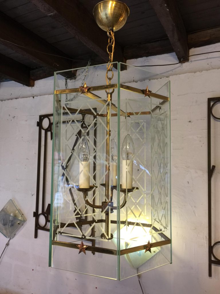 Lanterne exagonale en verre et bronze.