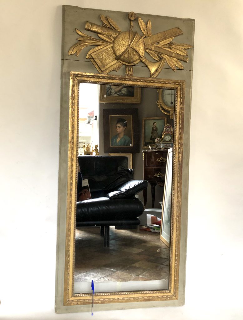 Miroir d’époque Louis XVI.