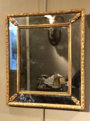 Miroir à parcloses, époque Régence.