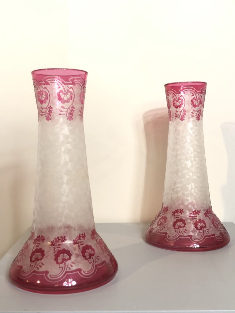 Paire de vases en cristal Val Saint-Lambert.