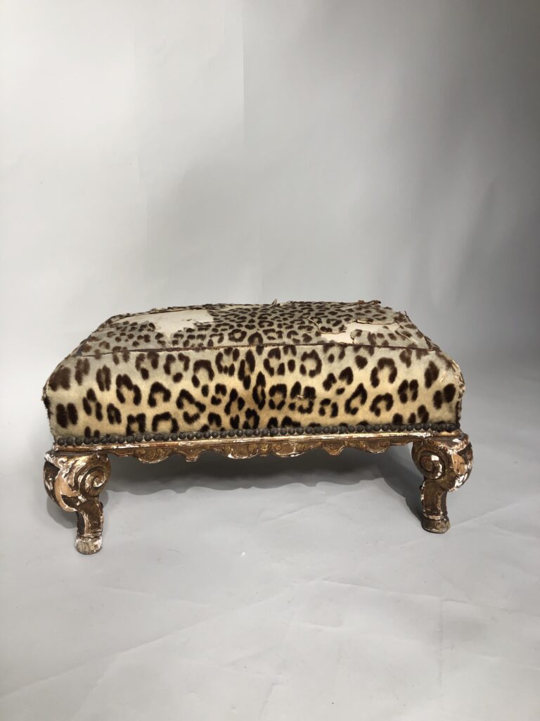 Tabouret d’époque Régence.