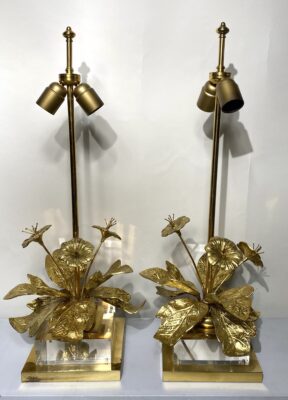 Paire de lampe au décor de fleurs et de feuilles, années 1970.