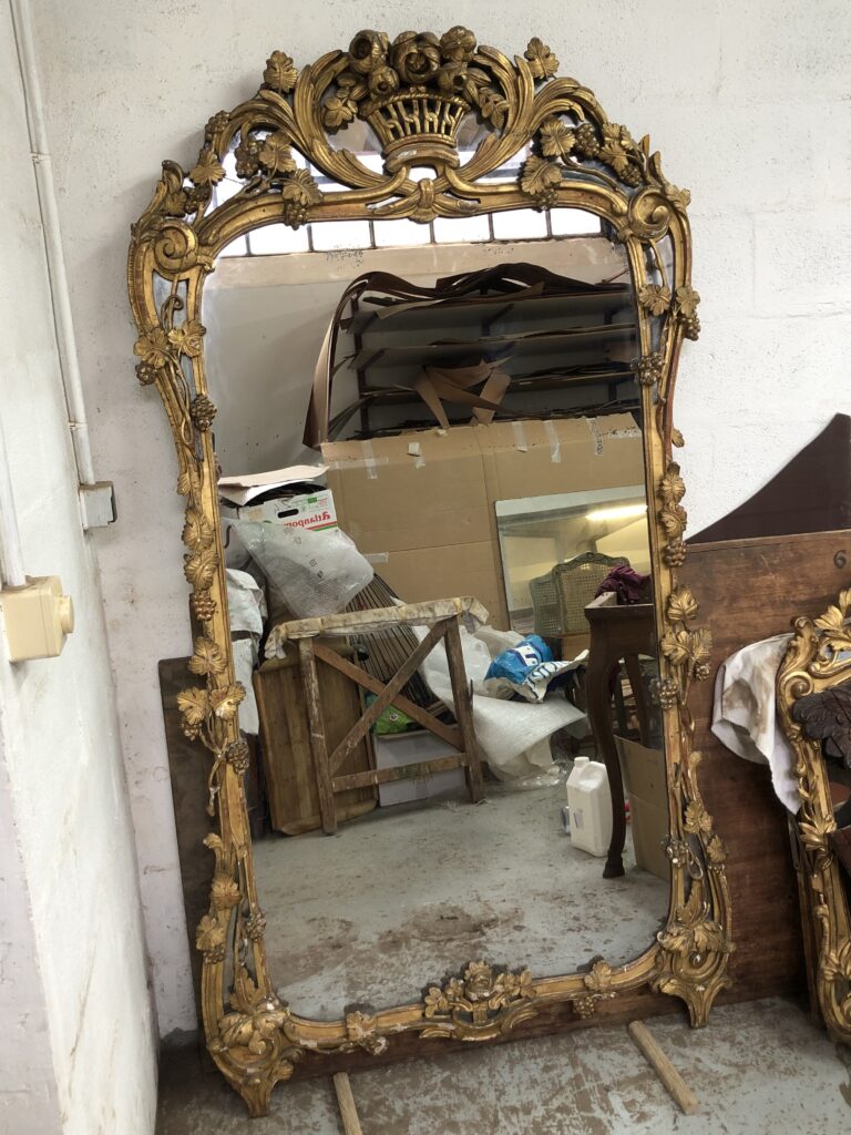 Miroir Provencal d’époque XVIII ème siècle. 5200€